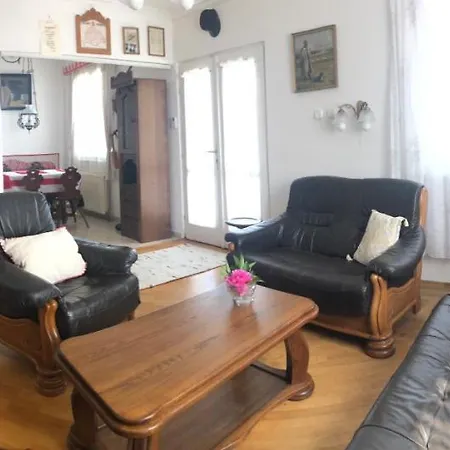 Balaton Vendeghaz Paloznak