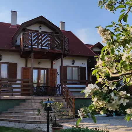 Balaton Vendeghaz