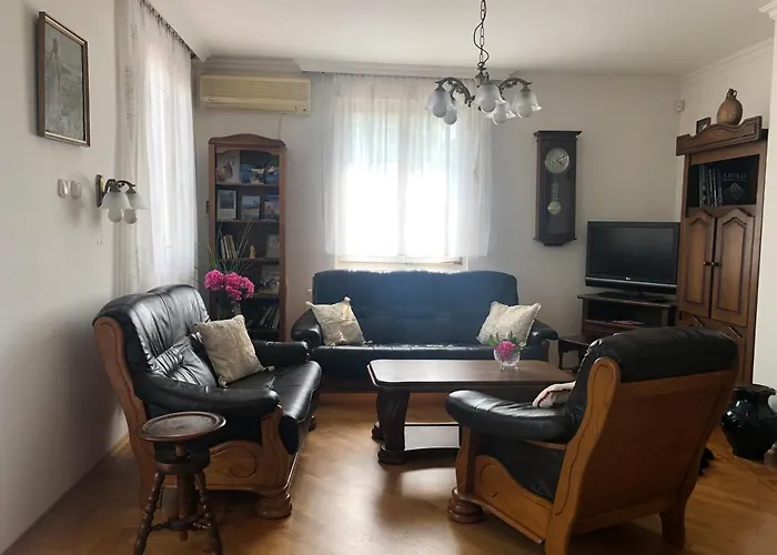 Penzion Balaton Vendeghaz 3*